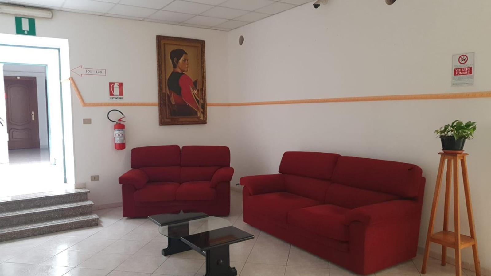 Hotel 4 Mori Cagliari Buitenkant foto