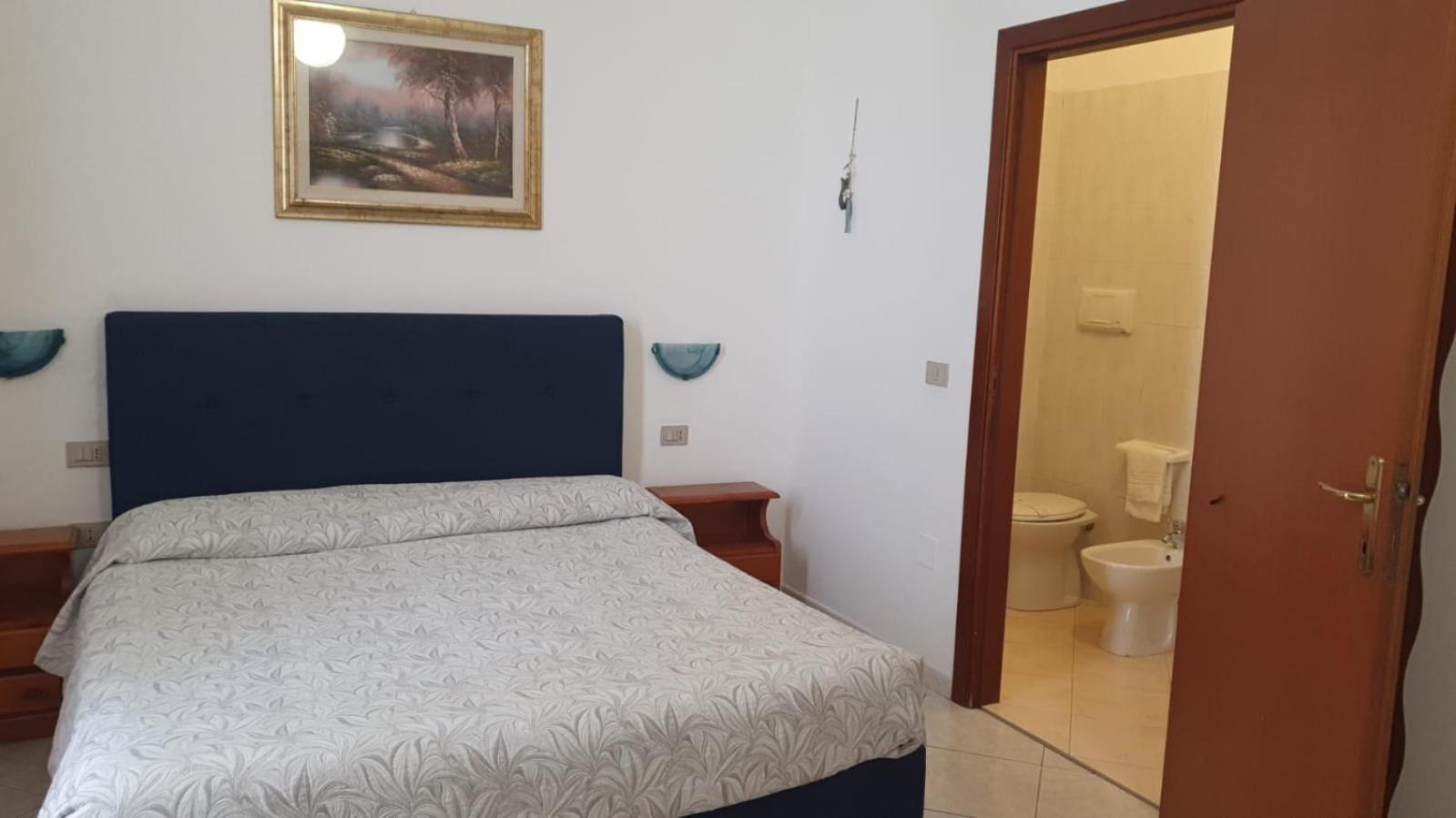 Hotel 4 Mori Cagliari Buitenkant foto