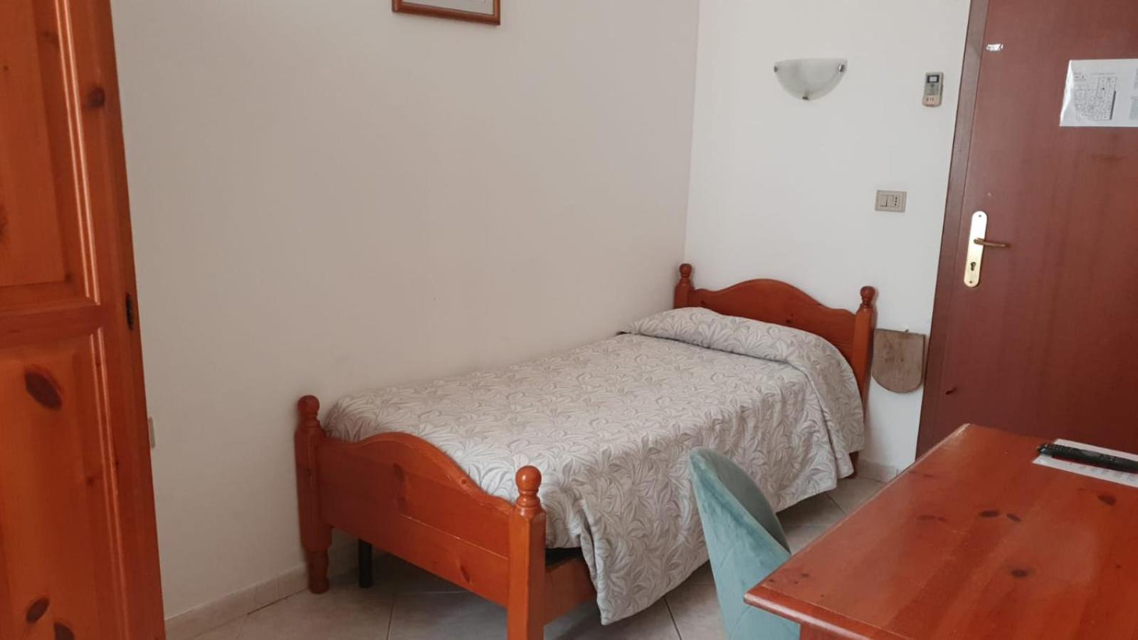 Hotel 4 Mori Cagliari Buitenkant foto